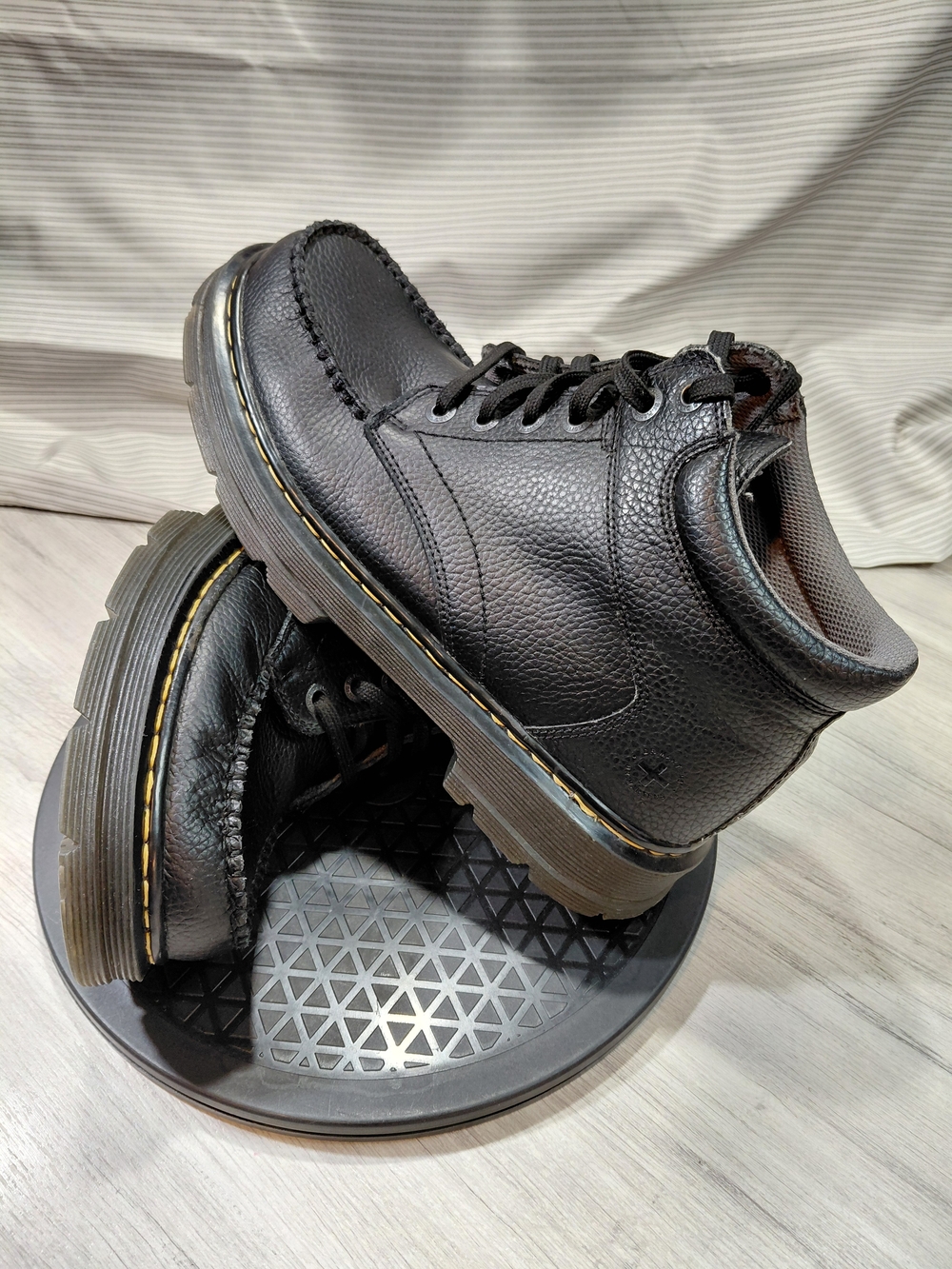 Dr. Martens Mens Chunky Garvey Black Leather Moc Toe Rugged Ankle Boots SIZE 12 - Picture 16 of 16
